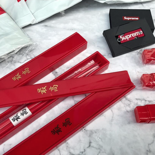 【K】 Supreme Chopsticks  Box Logo 精裝 中國風 筷子
