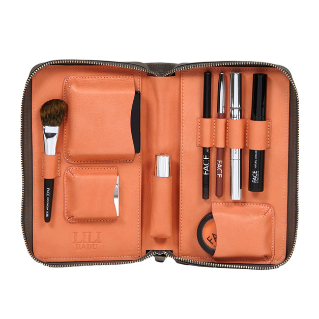 【LILI RADU】德國新銳時尚設計品牌 手工雙色小牛皮時尚手拿多功能化妝包 錢包(時尚灰)