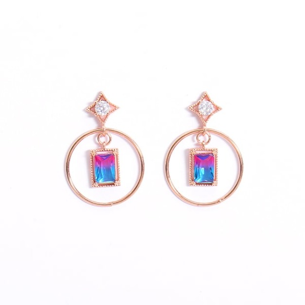 正韓 鍍K金針 夢幻寶石 藍 粉紅 長方 璀璨魔法寶石  鏤空 耳針 耳環  微醺。禮物 (可改耳夾）