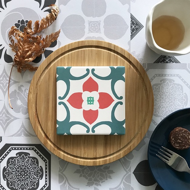 【捲毛力卡QUEMOLICA】-花磚吸水杯墊綠-柿柿好蝠氣