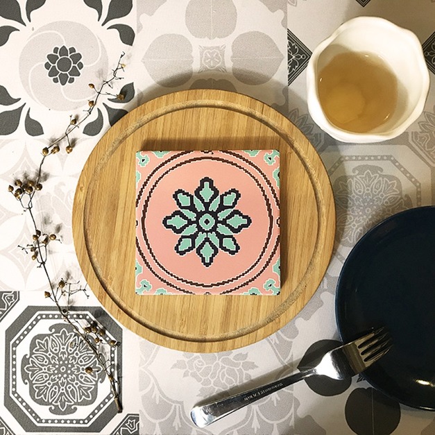 【捲毛力卡QUEMOLICA】-花磚吸水杯墊粉紅-四季盛夏