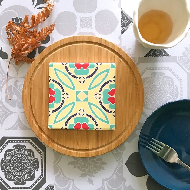 【捲毛力卡QUEMOLICA】-花磚吸水杯墊黃-四季金秋