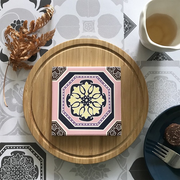 【捲毛力卡QUEMOLICA】-花磚吸水杯墊-粉紅-幸福的到來