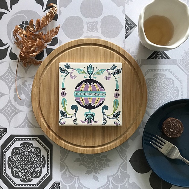 【捲毛力卡QUEMOLICA】-花磚吸水杯墊-白-奇幻星球