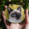 【Emjour】雙面刺繡吊飾 - 暹羅貓_3