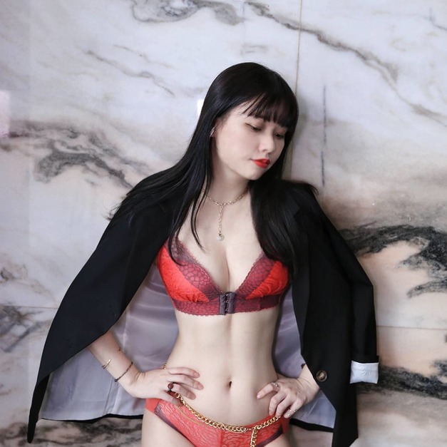 【77涵團購】貝兒薇內衣 無鋼圈集中前扣深V 透氣S.Café®胸罩(3套組)