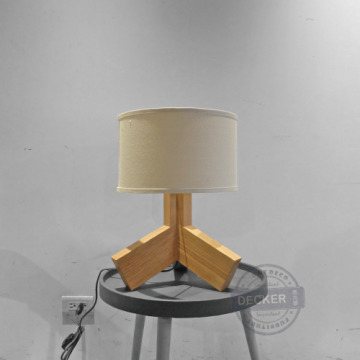 杰克桌燈 - 北歐實木設計燈飾 氣氛照明 Nordic