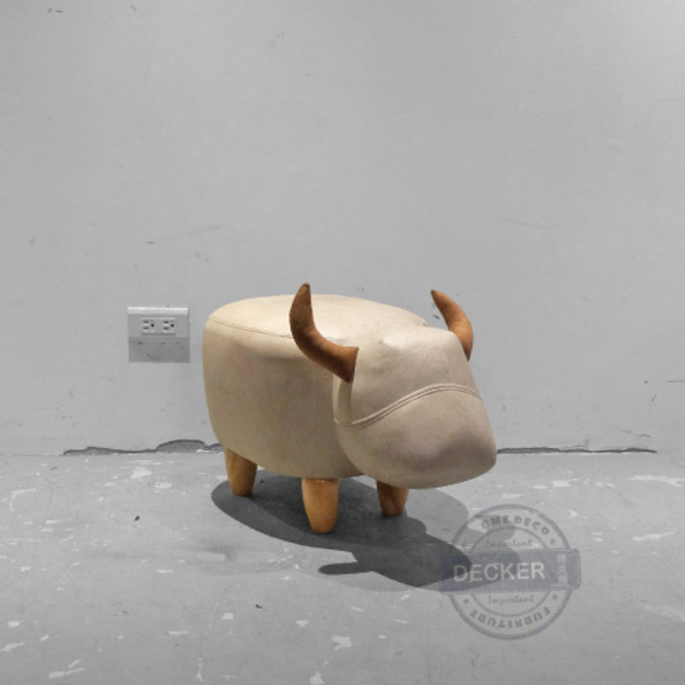 小牛矮凳 (灰) - 可愛動物凳 趣味設計擺飾