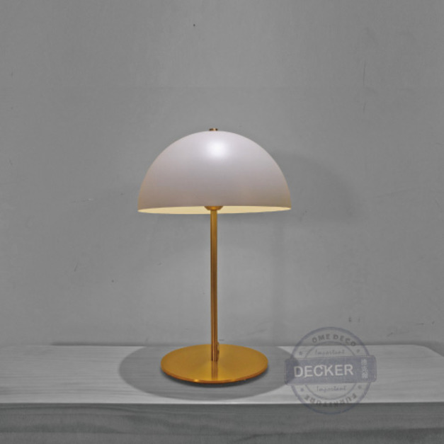 夏洛桌燈 (綠/粉/白/金) - 奢華金家飾 北歐彩色鐵件 藝術燈具