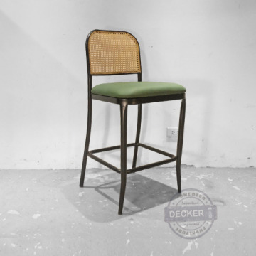 瑞汀吧台椅 (綠) 中島/正常 - 老式編藤 皮革軟墊 復古設計