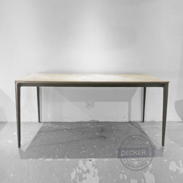 理昂餐桌 (灰紋) 140/160/180 - 美型纖細 岩板餐桌 時尚設計