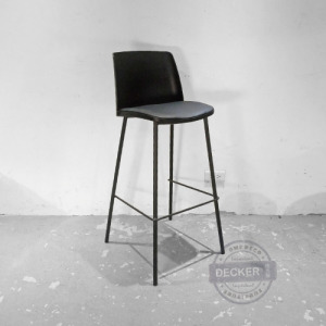 品妍吧台椅 (黑) - 北歐風格 彩色鐵件 軟墊舒適設計