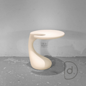 雲台邊几 (黑/白) - 設計擺飾小桌 藝術茶几