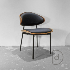 莫西餐椅 - 厚實軟墊 曲木板設計 美型藝術