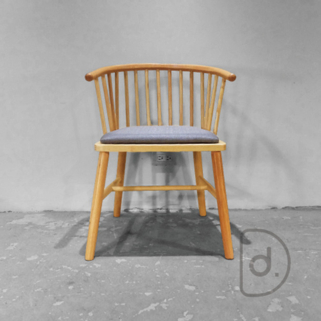 圓背溫莎餐椅 (原木灰墊) - 北歐經典 實木餐椅 Nordic設計家具