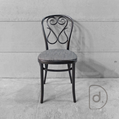 FAMEG A-4 椅墊 黑色