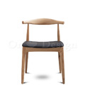 北歐 經典 餐廳 芬蘭極簡風 實木 牛角椅 餐椅 原木 黑墊