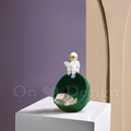 丹麥 北歐風 創意禮品 樹脂 擺件 裝飾品 太空人 首飾收納 擺飾 -綠色_2