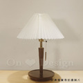 丹麥設計 復古 鄉村風 設計師的燈款 台燈 百褶傘 實木 桌燈-胡桃色_3