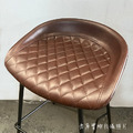 LOFT 工業風家具 復古仿舊鐵件 格菱紋 座墊 咖啡廳 喬特 吧檯椅-紅棕_6