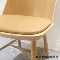日式 極簡 設計款 曲木板 實木 餐椅 餐廳椅 咖啡廳椅 辛尼斯 原木 軟墊餐椅_8