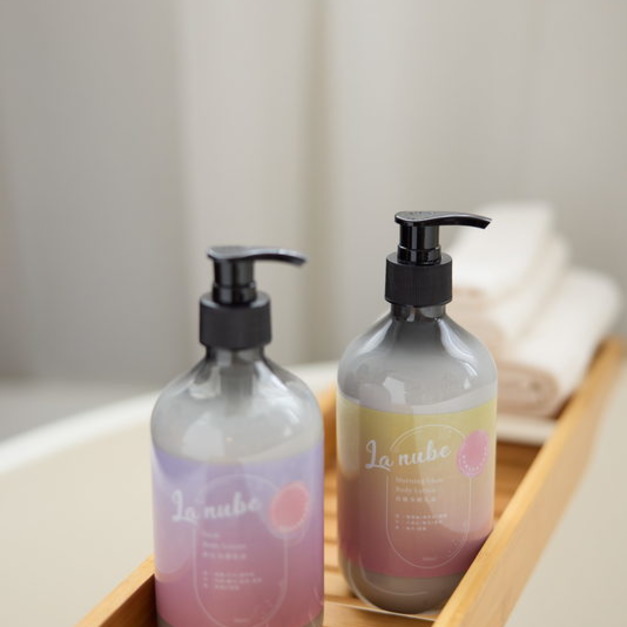 La nube精油沐浴露+乳液組，送沐浴球