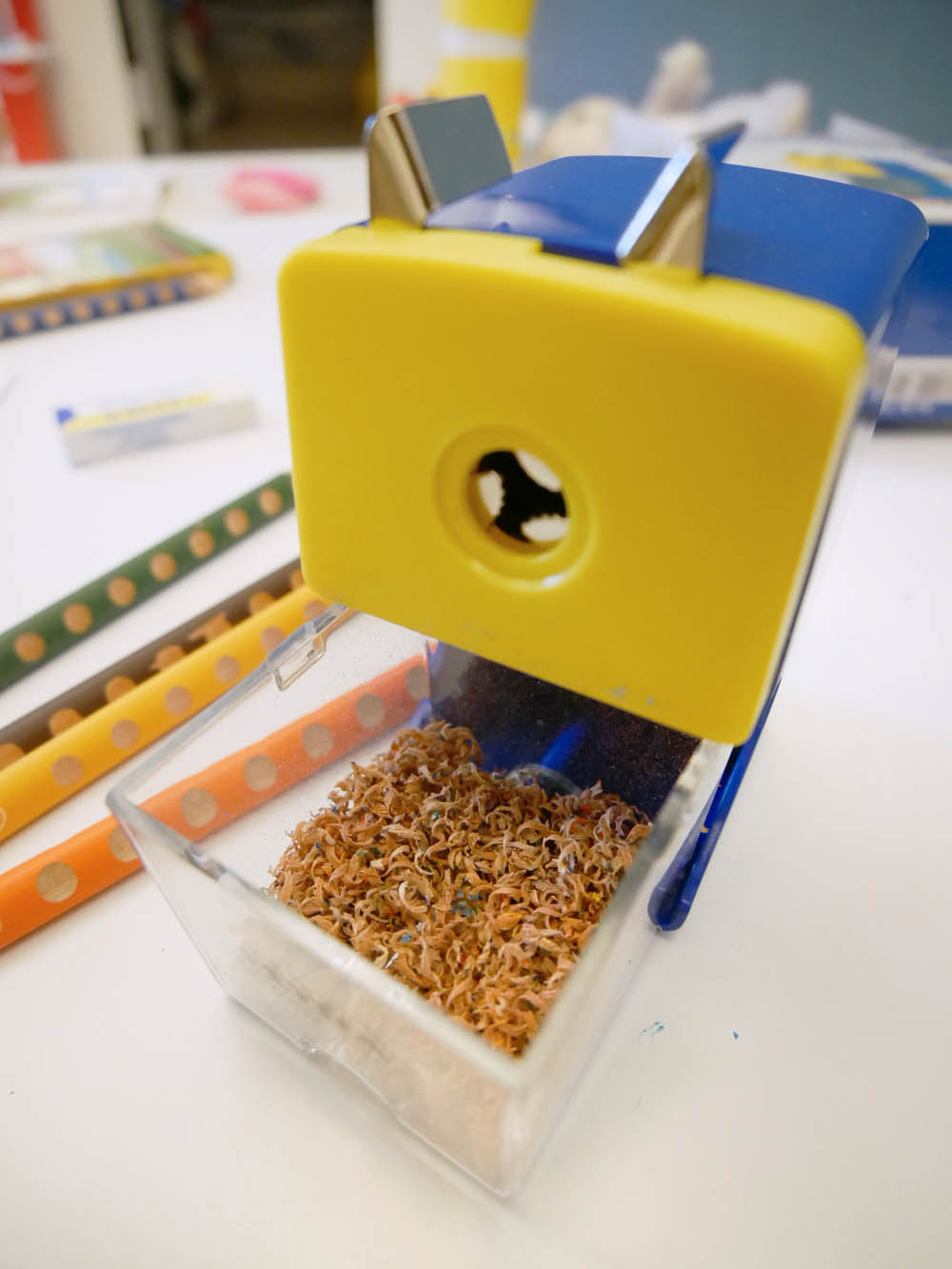 [啾團] 德國LYRA開始拿鉛筆了!開學學寫字必備.讓運筆更穩更順的好用鉛筆