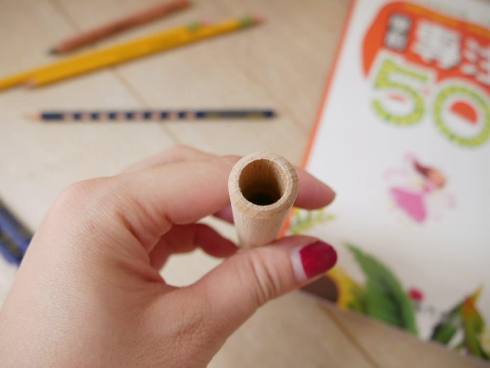 [啾團] 德國LYRA開始拿鉛筆了!開學學寫字必備.讓運筆更穩更順的好用鉛筆(另有美國The Pencil Grip握筆器及法國Maped畫具)