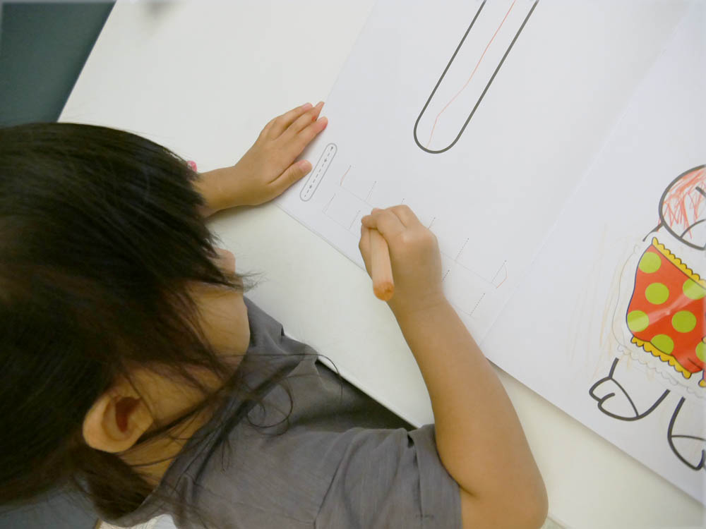 [啾團] 德國LYRA開始拿鉛筆了!開學學寫字必備.讓運筆更穩更順的好用鉛筆