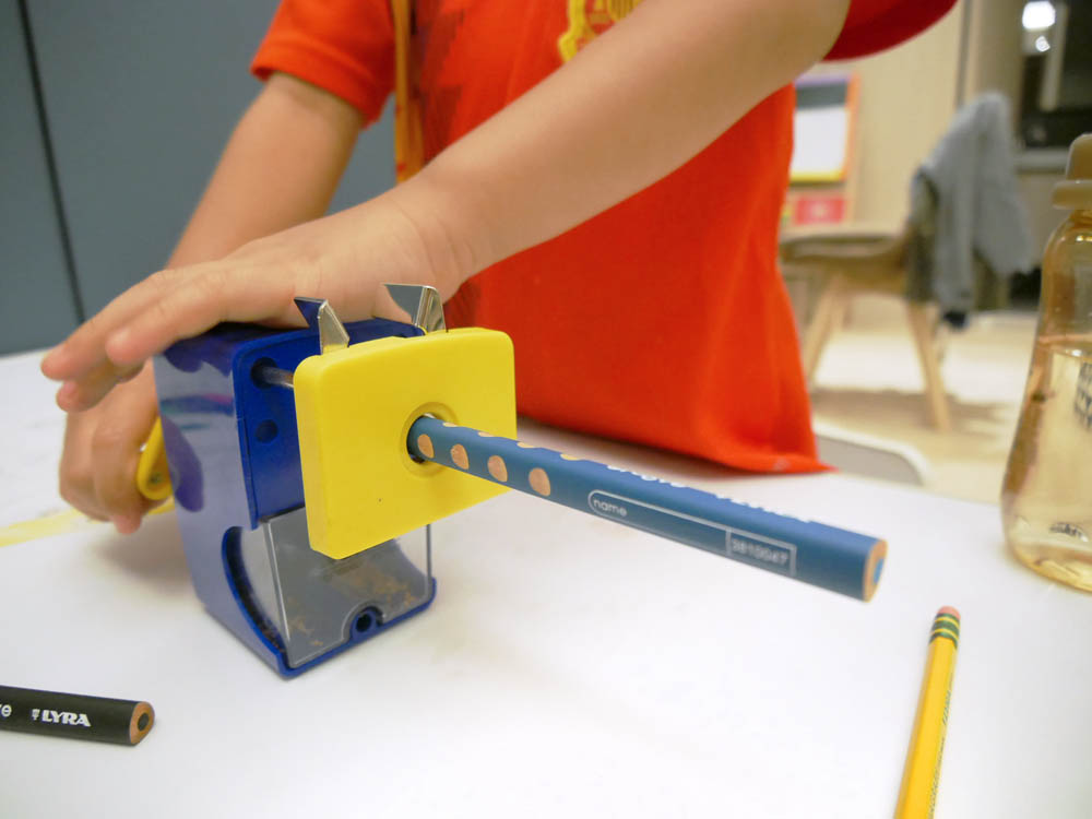 [啾團] 德國LYRA開始拿鉛筆了!開學學寫字必備.讓運筆更穩更順的好用鉛筆