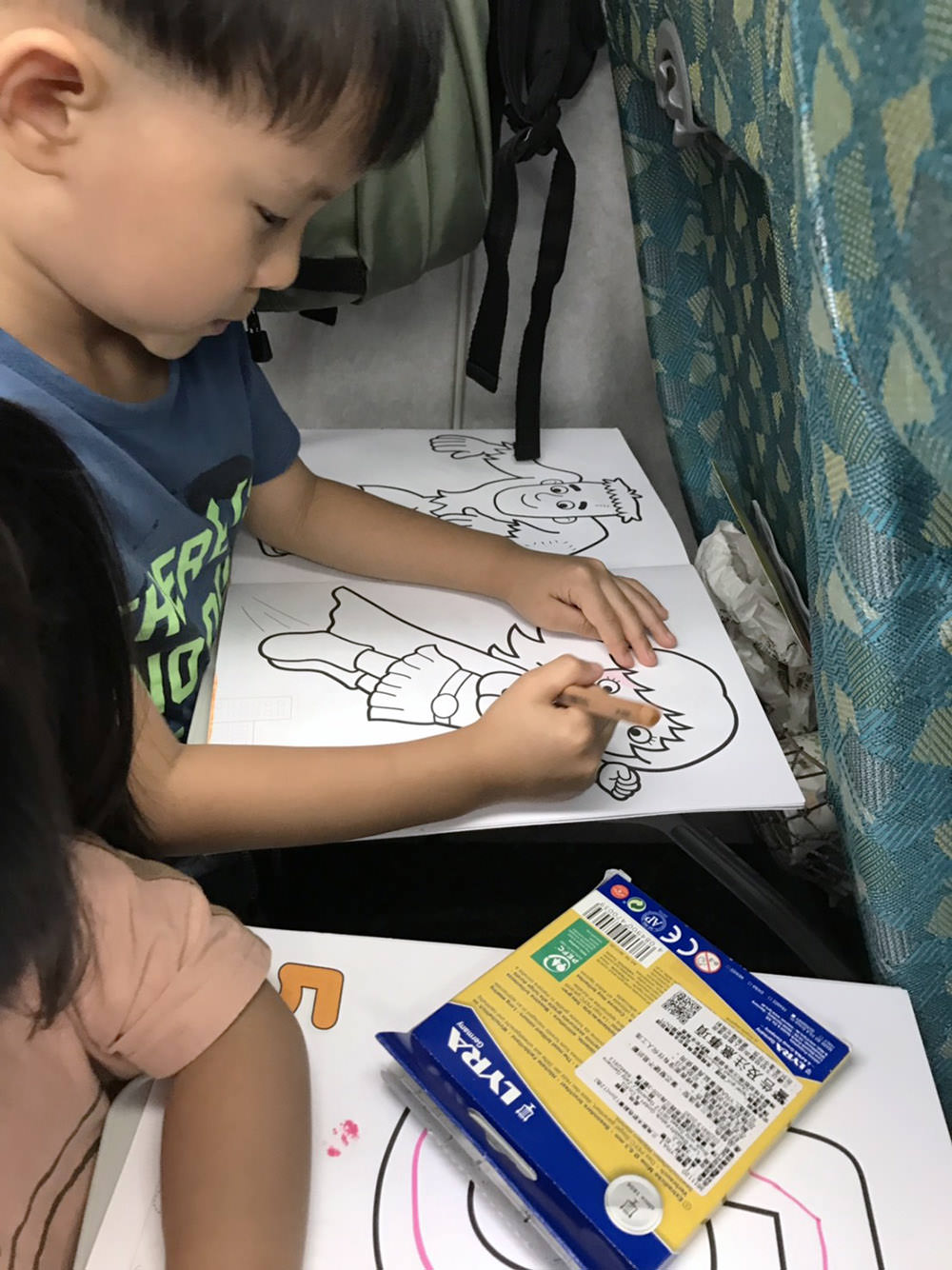 [啾團] 德國LYRA開始拿鉛筆了!開學學寫字必備.讓運筆更穩更順的好用鉛筆