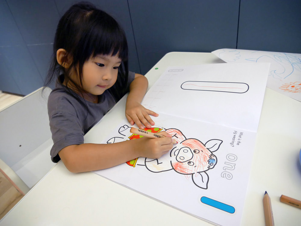 [啾團] 德國LYRA開始拿鉛筆了!開學學寫字必備.讓運筆更穩更順的好用鉛筆