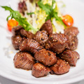 【官網限定06/10快閃價】美國極黑和牛SRF骰子牛肉-400g/盒(2盒一組)_2