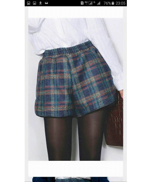 現貨綠5L-GA0026蘇格蘭紋彈性毛呢短褲$590