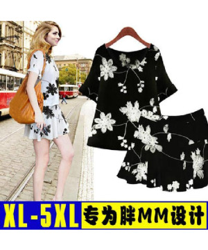 現貨黑2L-LS0013花朵裙套裝$550