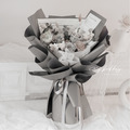紳士灰．三朵永生玫瑰花束 