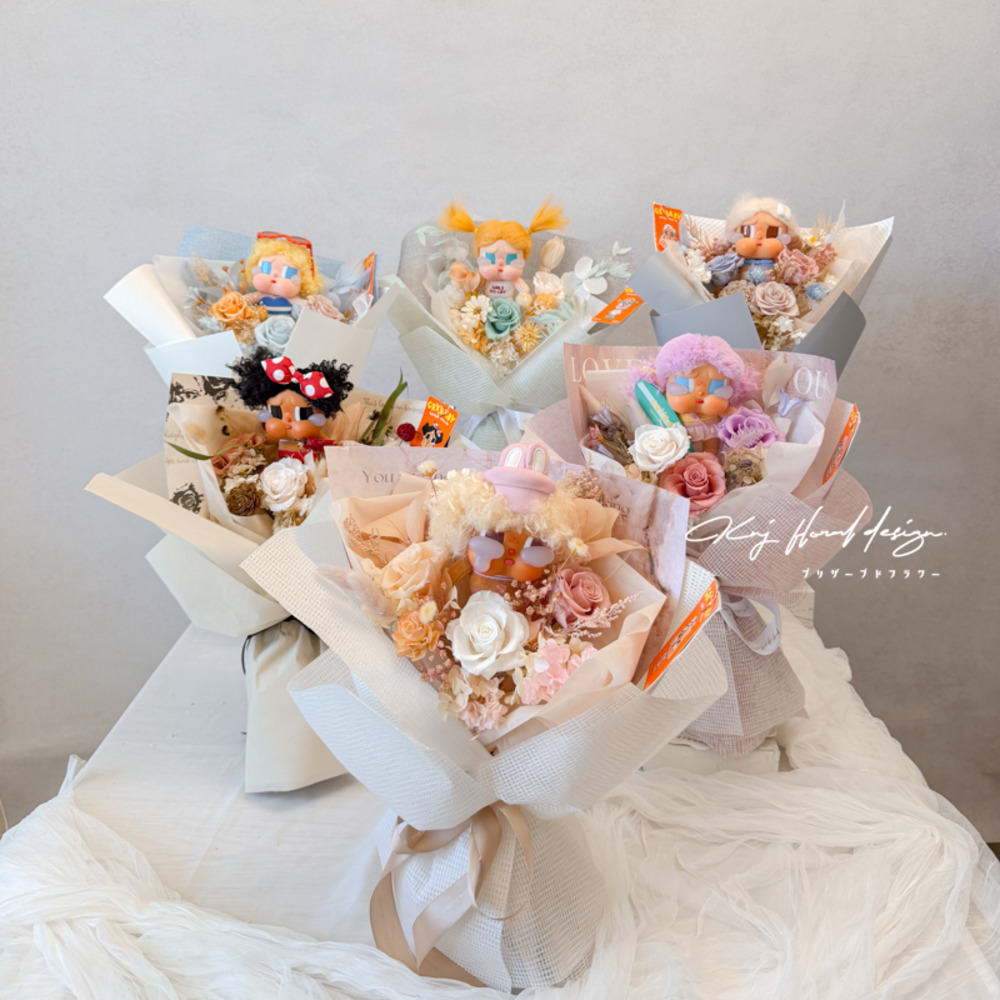 CRYBABY 哭娃夏日系列永生花束