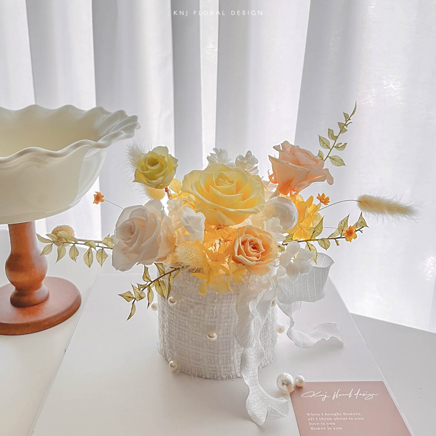 晨曦黃開幕永生花盆