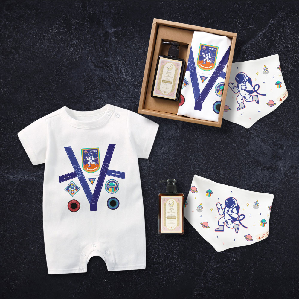 太空人 短袖連身衣 三角巾 沐浴露 3件組禮盒