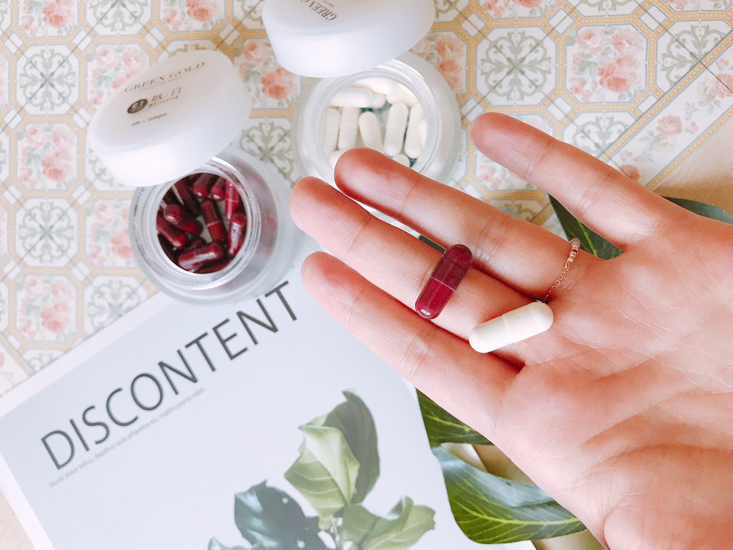 Greengold肽白、膠原蛋白、穀胱甘肽、美白推薦、防曬推薦、肌膚亮白、保濕透亮、保健食品、黑色素沉澱、皮膚乾燥、賽洛美、膠原蛋白推薦、肌膚保水、毛孔緊緻、水潤澎彈、保濕澎潤、美白保濕、二胜肽、玻尿酸、保健食品、膠原蛋白流失、皮膚乾燥、保養、葡萄籽、維他命C、橙皮苷、蝦紅素、紫外線、美白產品