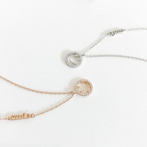 鏤空微笑 ‧ 純銀項鍊