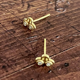 金色小車 ‧ 純銀耳環