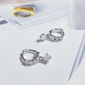 小鑽環狀 ‧ 純銀耳環