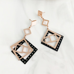 菱形點點純鋼耳環