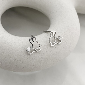 淘氣小兔 ‧ 純銀耳環