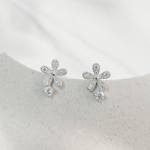 花的嫁紗 ‧ 純銀耳環 (銀)
