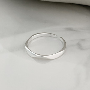 多角面 ‧ 純銀戒指