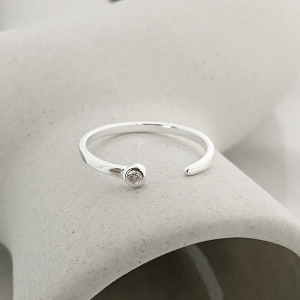 圓鑽 ‧ 純銀戒指