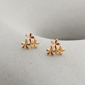 浪漫花語 ‧ 純銀耳環