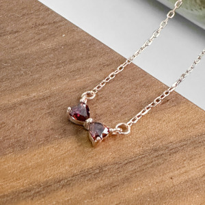 天然石│石榴石蝴蝶結 ‧ 純銀項鍊